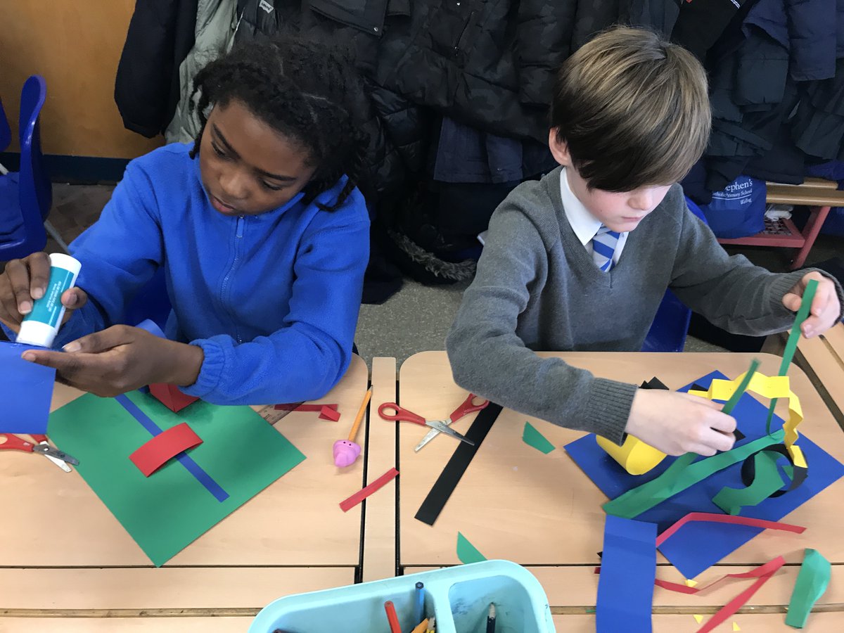 ststephenscps's tweet image. In art, Year 5 have been learning about sculptures. They created their own abstract paper cities using paper sculpting techniques. #papersculpting