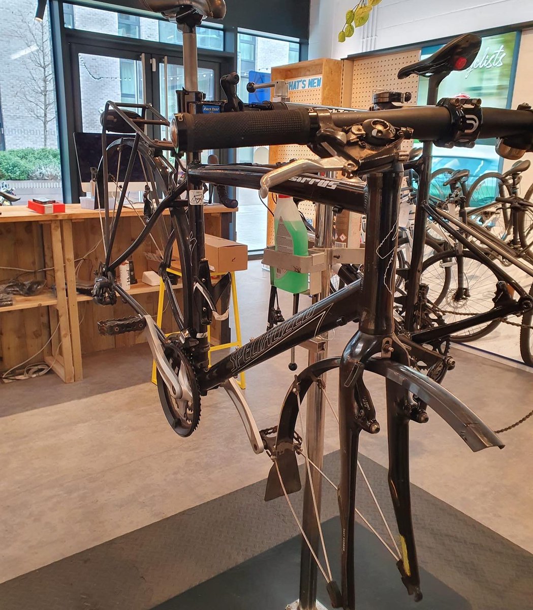 FixYourCycle's tweet photo. Silver service with new brakes, chain and cassette in our #wembley hub 

#fixyourcycle #bike #maintenance #london #ebike #ebikes #cycling #cycle #bicycle #bikeshop #repairs #londoncycling #ride #safety #fix #cycle #cyclelife #rider #cyclinglife #ridingbike #bikerepair https://t.co/xoKqOBkbl1