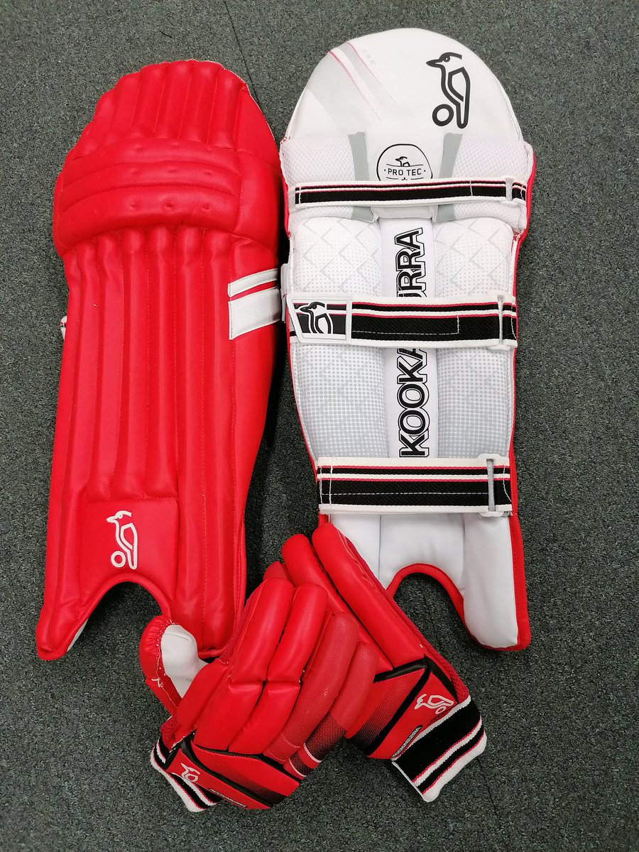 COMPETITION TIME - To be in with a chance of winning this pair of red <a href="/KookaburraCktUK/">Kookaburra Cricket UK 🇬🇧</a> pads and gloves just follow us and re tweet and like this post. The draw will be made on Friday 18th February.
#onestopcricketshop #Goodluck