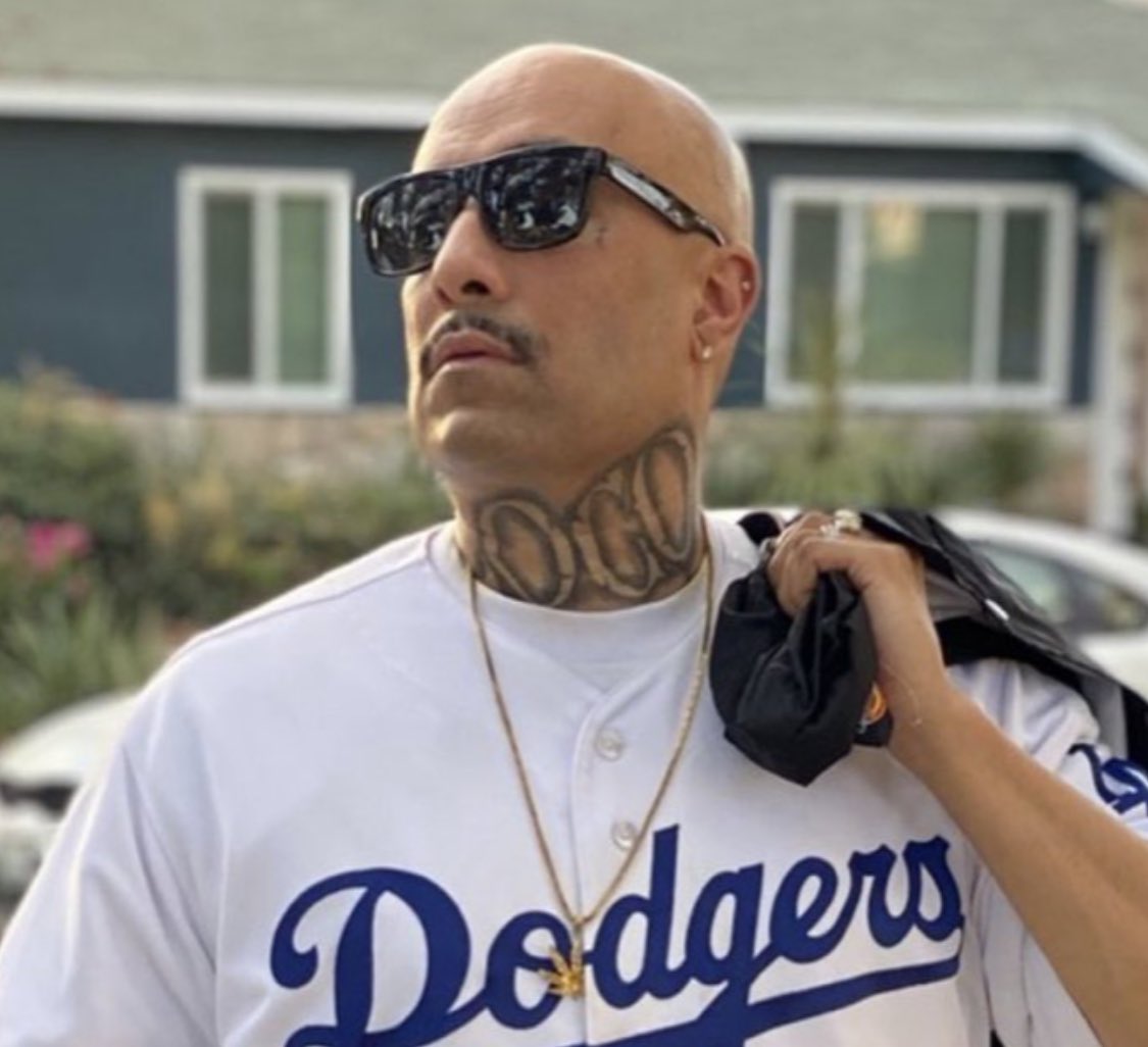 44villeTV's tweet photo. #MrCaponeE says blacks don’t sign raza because of racists in the community https://t.co/Gfmw0r4WRJ