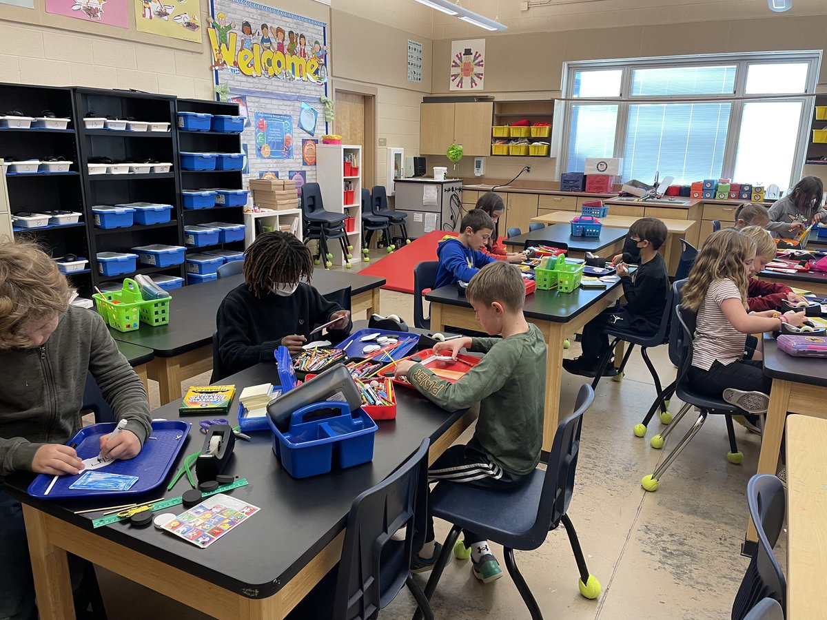 livelaughteach8's tweet photo. When you have the best lead teacher you do the most fun stuff!  STEAM activity of making cars + force and motion unit = fun learning!  Thank you Mrs Wells @TCESLeadTeacher https://t.co/qO1wIxe84L