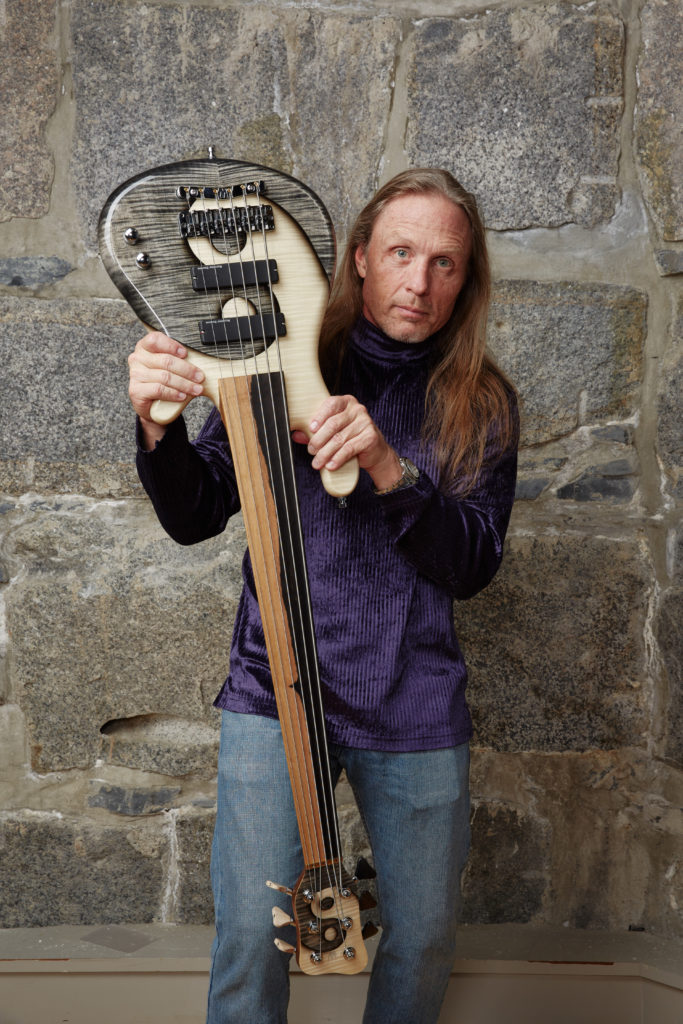 SeymourDuncan's tweet photo. Happy birthday to the world-renowned #fretlessbass player, #SteveBailey! His signature 3-Band Active Soapbar System can handle a diverse range of musical styles with equal power and finesse both on stage and in the studio. https://t.co/ImJE7k7gQX #SeymourDuncan https://t.co/s41mdTTboU
