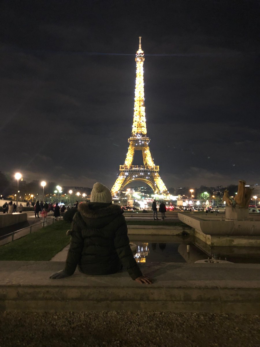 UHLearnAbroad's tweet photo. Learn Abroad and experience your life in the mountains and in the city! Akilah did her program in Spain with AIFS in Spring 2018 and traveled throughout Europe visiting popular sites.
#BlackandAbroad #BlackHistoryMonth #CoogsAbroadAlum #LearnAbroad #TBT https://t.co/zDzUD3ozL6