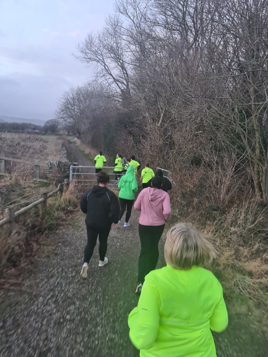 Andrew James Picken (@andypicken28) on Twitter photo Gains tonight. This lot Staff week FIVE couch to 5k its coming together. In the 🌧🌧🌧 #Derbyshire
5 min warm up walk
5 min run
3 min walk
5 min run
3 min walk
6 min run!!!!
Hard work pays off for this hardy lot
<a href="/RoyalWellness_/">#TeamCRH Wellbeing</a> #ThursdayFeeling #ThursdayMotivation Gains tonight. This lot Staff week FIVE couch to 5k its coming together. In the 🌧🌧🌧 #Derbyshire
5 min warm up walk
5 min run
3 min walk
5 min run
3 min walk
6 min run!!!!
Hard work pays off for this hardy lot
<a href="/RoyalWellness_/">#TeamCRH Wellbeing</a> #ThursdayFeeling #ThursdayMotivation