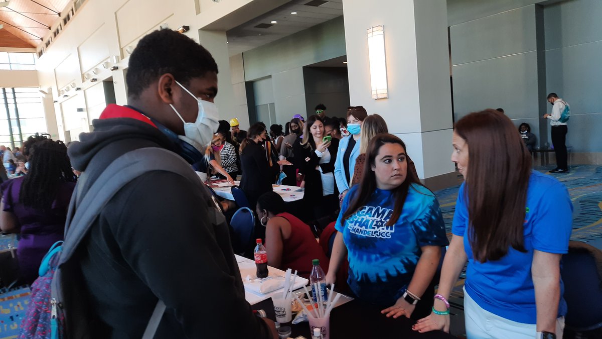 BoyntonMedical's tweet photo. Success looks like Boynton Beach High Academy students. Those who attended the Claim Your Future @SDPBCChoiceCTE sponsored event.
#successlookslikeme
#CTEmonth https://t.co/ymbU4AXHXj