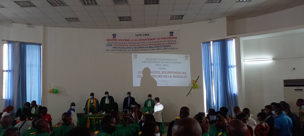 Dora_Fofana's tweet photo. J’ai pris part avec réel plaisir, ce jour, à la cérémonie de la rentrée solennelle du département de Philosophie — UAO #Bouaké. Le prof YÉO K. Nicolas a eu le privilège de prononcer la leçon inaugurale sur le thème : “Les sophistes, pourfendeurs ou défenseurs de la morale ?” #DF. https://t.co/Q7JdmLPHNl