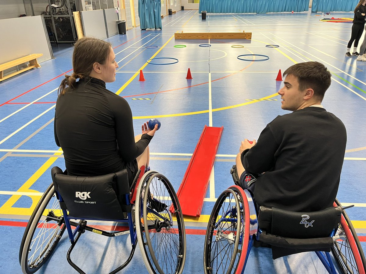 Nathan Walker tweet media