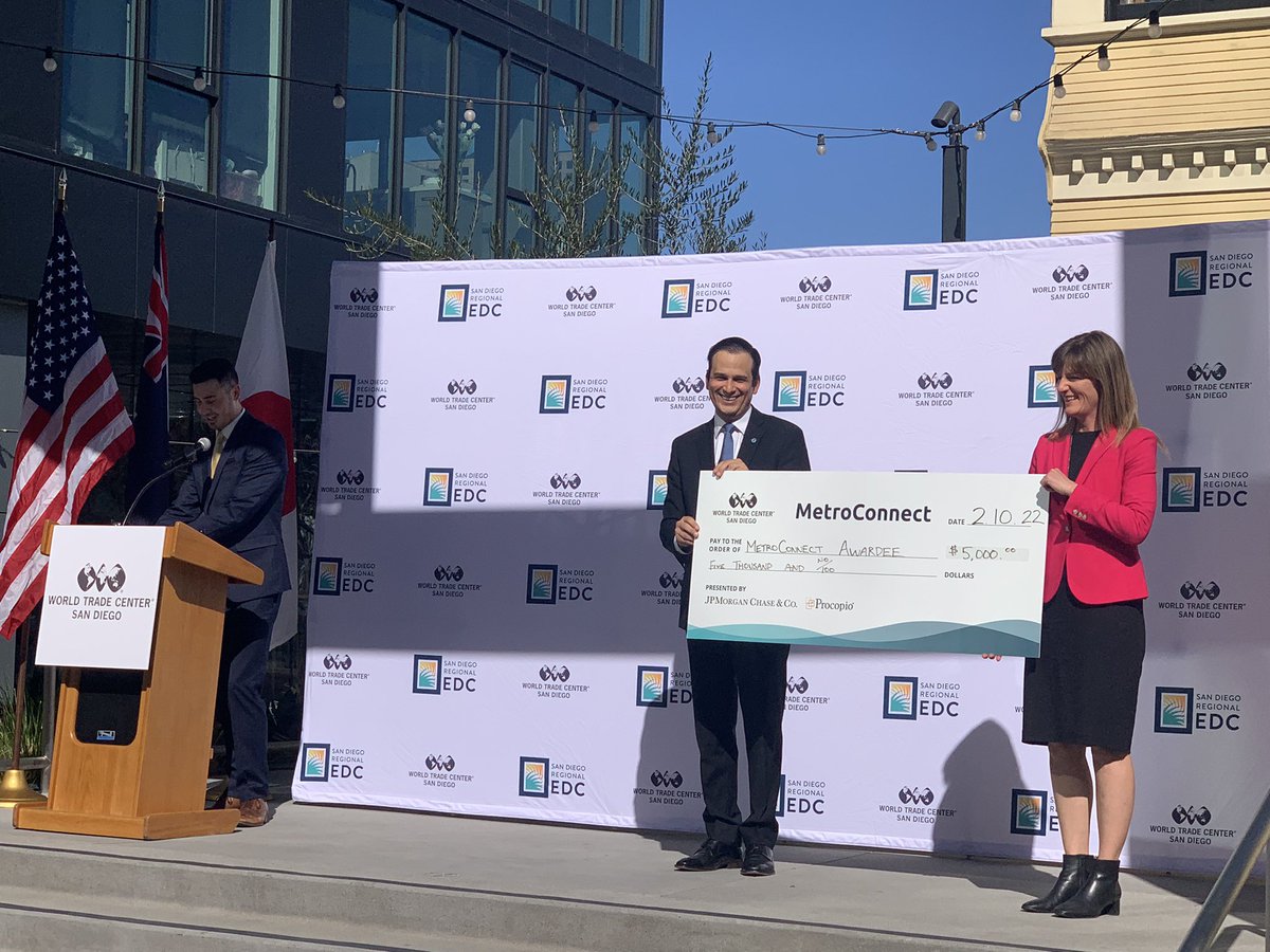 Kenia Zamarripa (@keniazamarripav) on Twitter photo Excited to join <a href="/SDRegionalEDC/">San Diego Regional EDC</a> to kick off the sixth cohort of #MetroConnect, helping SMEs engage with global markets 🌎✨ Excited to join <a href="/SDRegionalEDC/">San Diego Regional EDC</a> to kick off the sixth cohort of #MetroConnect, helping SMEs engage with global markets 🌎✨