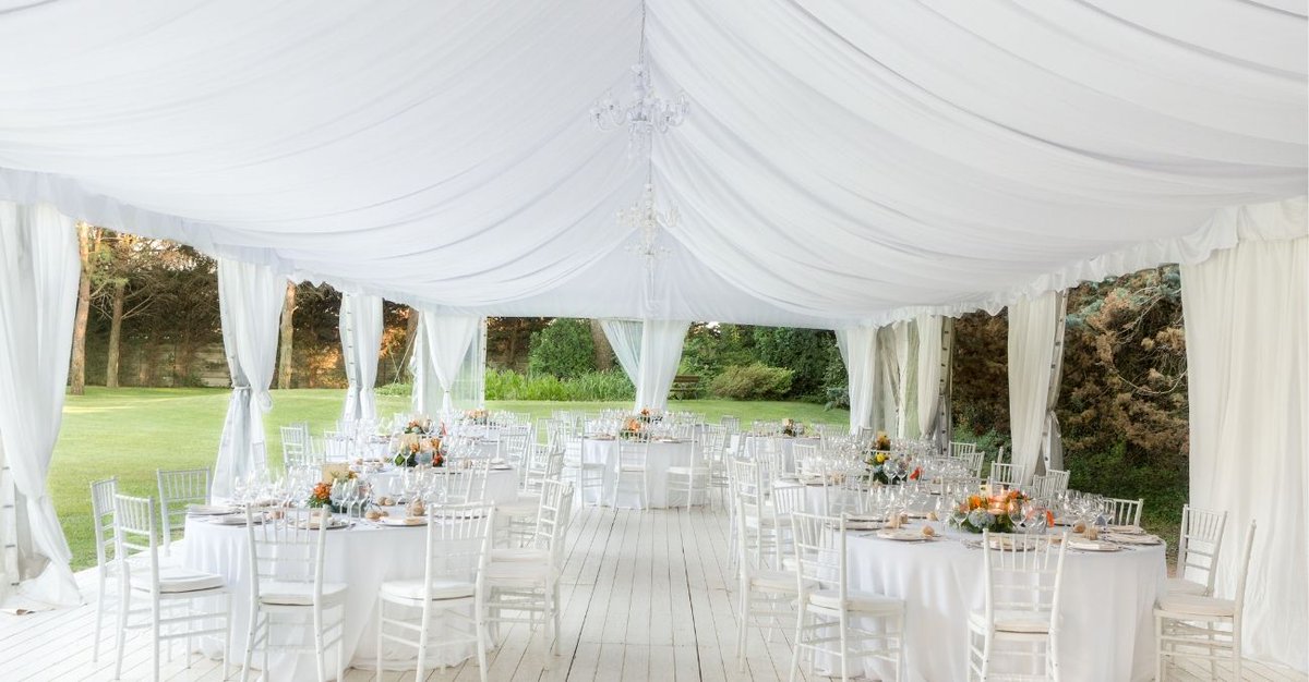 With spring just around the corner, we can’t wait for all the outdoor celebrations to start again. 

Click to read more on what to consider if planning an outdoor wedding in Hunt Country >> huntcountrycelebrations.com/2021/07/outdoo…