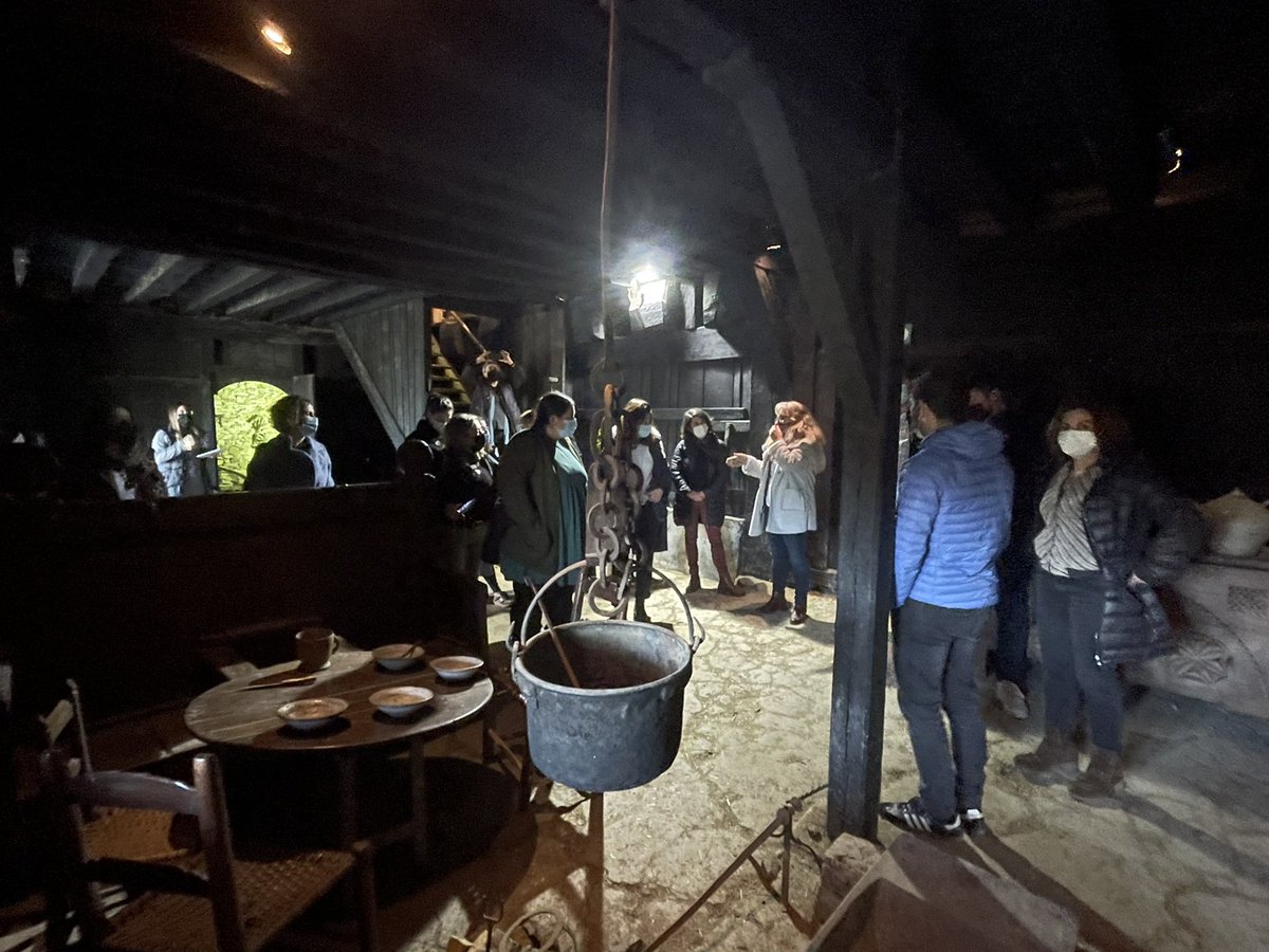 women_legacy's tweet photo. Les étudiantes et les enseignants du cours #WomensLegacyEurope ont appris aujourd'hui la stratégie de la ferme @igartubeiti(#Ezkio-#Itsaso)pour tisser des réseaux de #musées autour d'une interprétation plus inclusive du #patrimoineculturel dans une perspective de #genre #WLCourse https://t.co/7uAqBKfv79