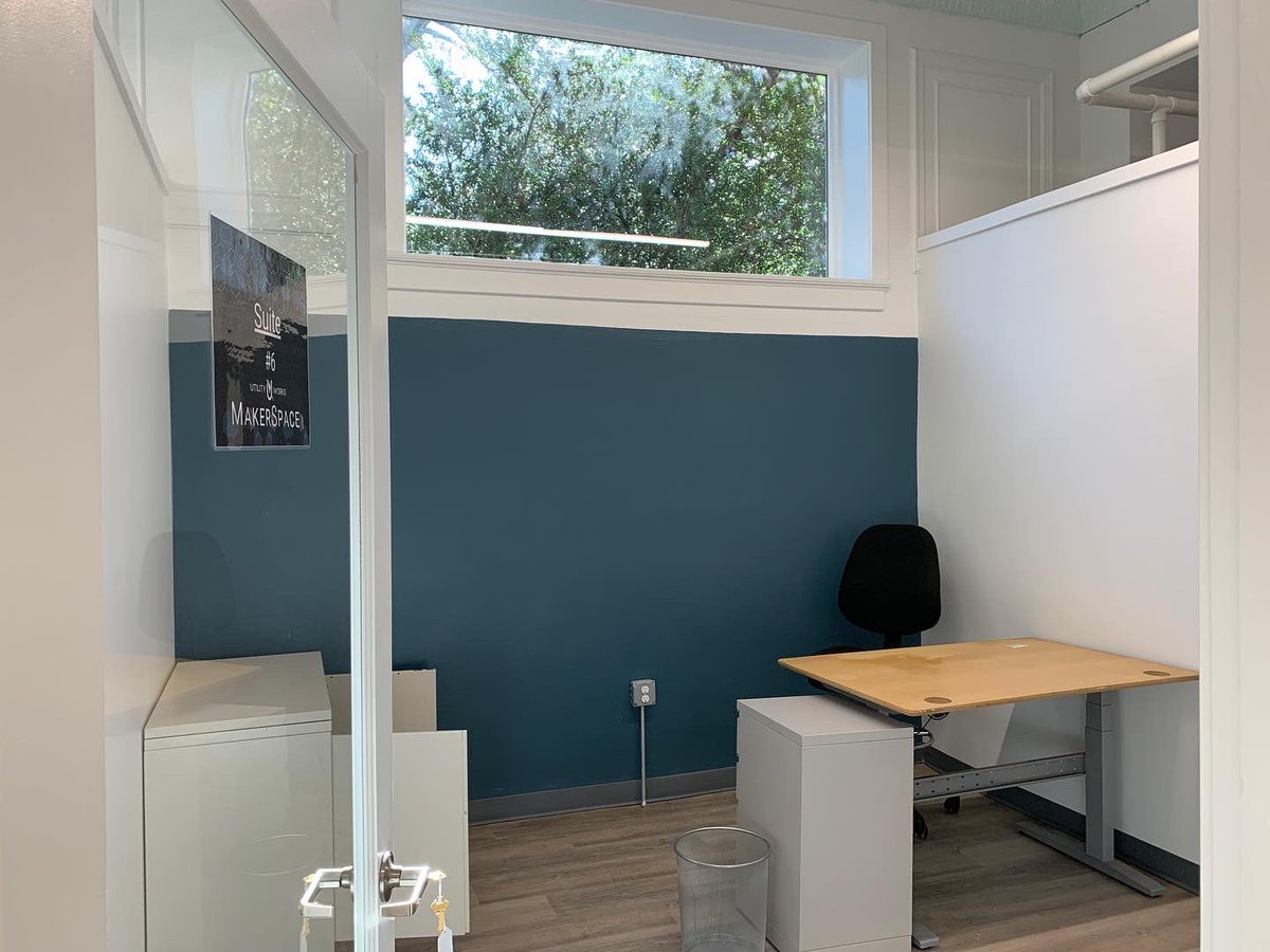 LansdowneEcoDev's tweet photo. Utility Works MakerSpace - Premium Memberships now available. Book a tour now! https://t.co/Z0ago72TSK https://t.co/KAhTckhhWM
