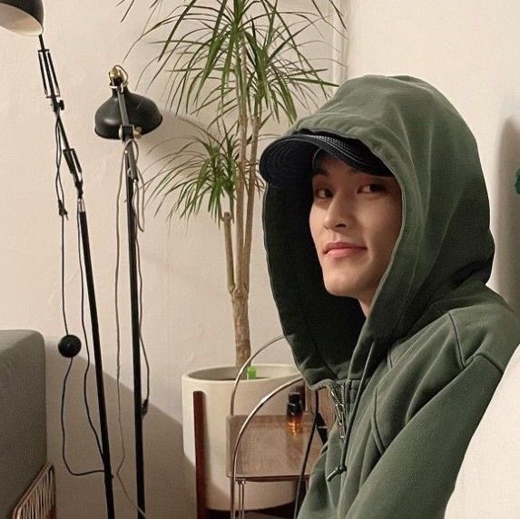 สวัสดี เราเจอรี่ ส่วนนี่พี่วินฟอร์ด