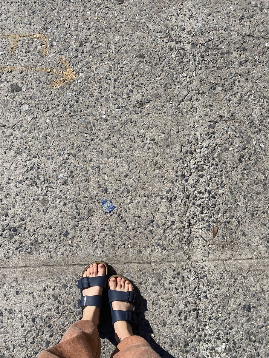 JMMackattack's tweet image. Sandals in feb what a way to live