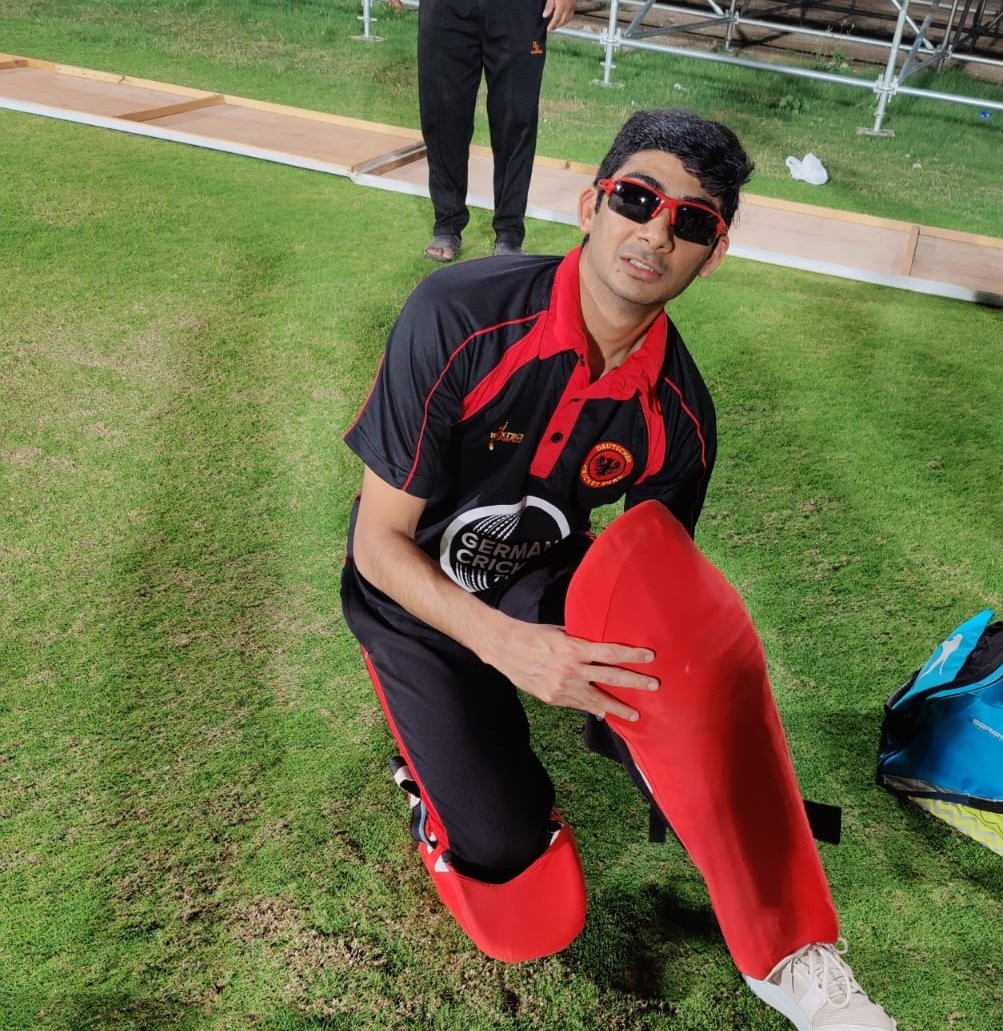 Venks21's tweet photo. Impressions from our first training at the Oman Cricket Academy grounds. https://t.co/jFjnH30Xnj