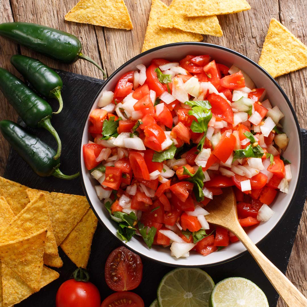 FreshThymeFM's tweet image. Are you #TeamGuac or #TeamPico for your Game Day dips? Try Fresh Thyme Freshly-Made Guacamoles and Pico de Gallos, 3/ $9.00 (8 oz). 
#freshthyme