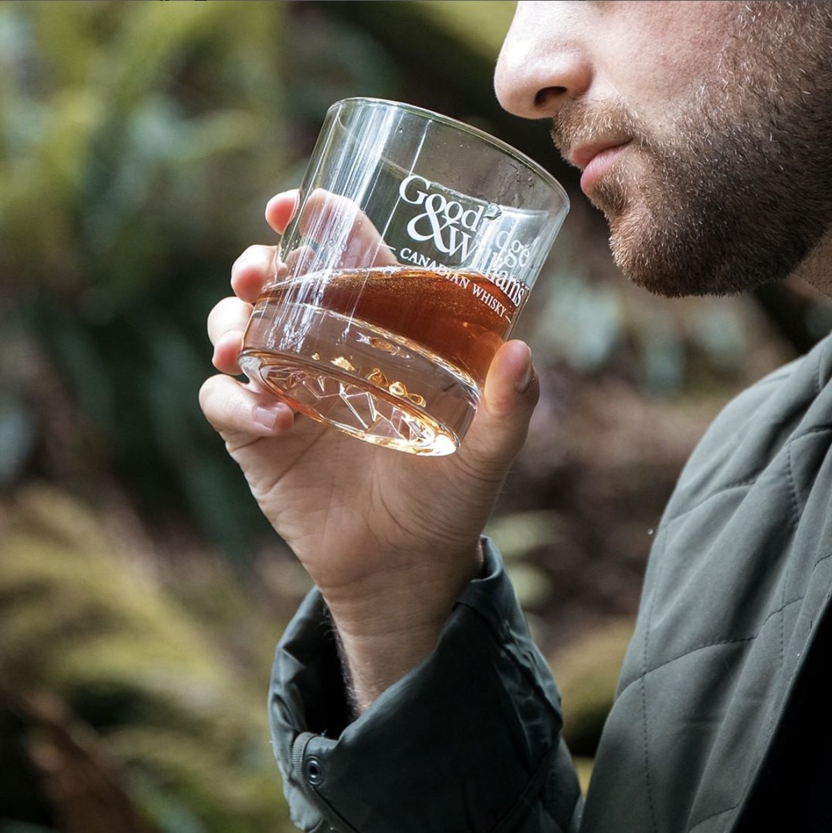 Call us old fashioned, but we prefer our Canadian Whisky neat, simple and with no frills 😉 How do you like yours?