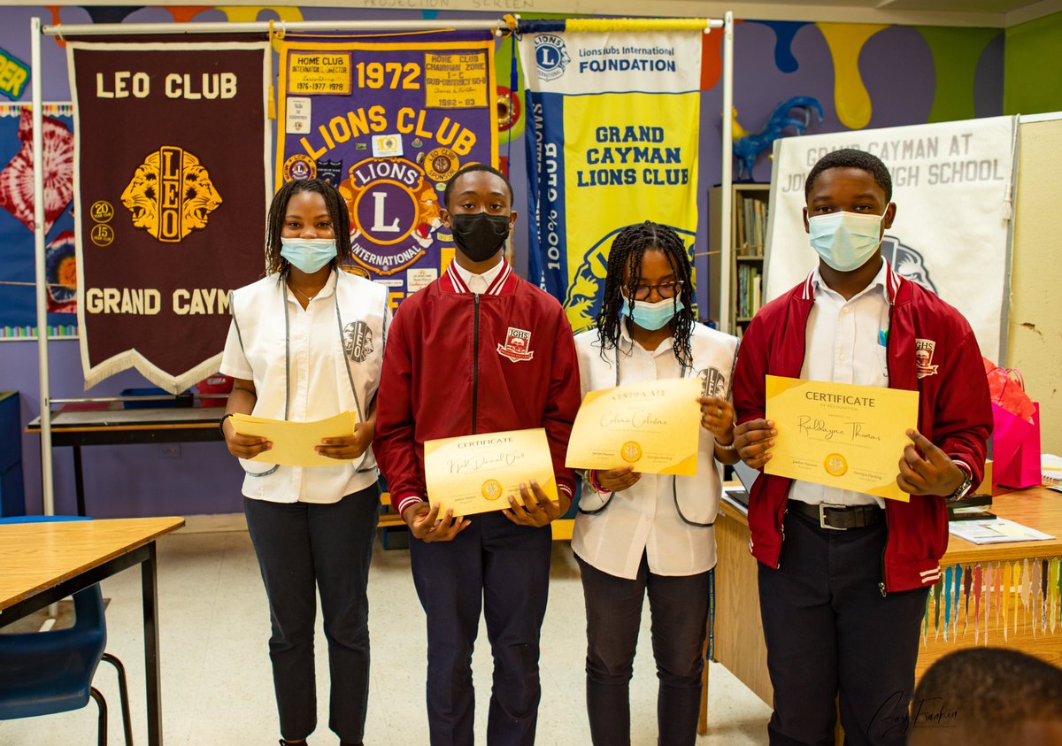CaymanLions's tweet photo. On Jan 20th, we inducted 24 Alpha Leo's online and in person, via Zoom. We held a mini awards ceremony. We were joined the school's principal, Mr. Jon Clark, and Lion President Eric Anderson, MJF. https://t.co/1NKPxxF9np