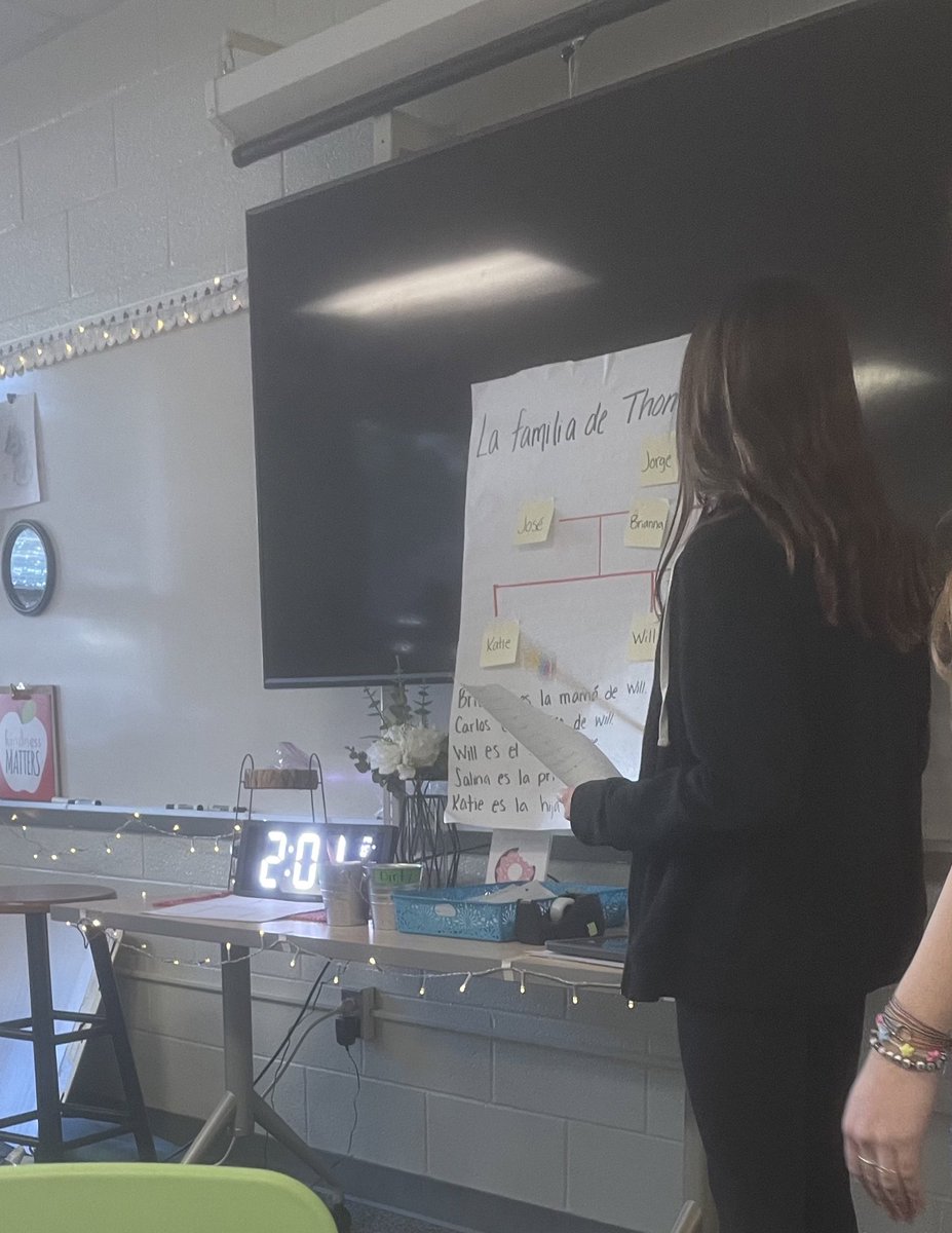 dolphin_CMMS's tweet photo. The results are in! 8th graders completed the trees in record time, created their own connections and wrote them in Spanish, and then presented to the class! Synergy at its best! So impressed with my @CMMSCougars students already! 💛 https://t.co/pTqmgg2AY8
