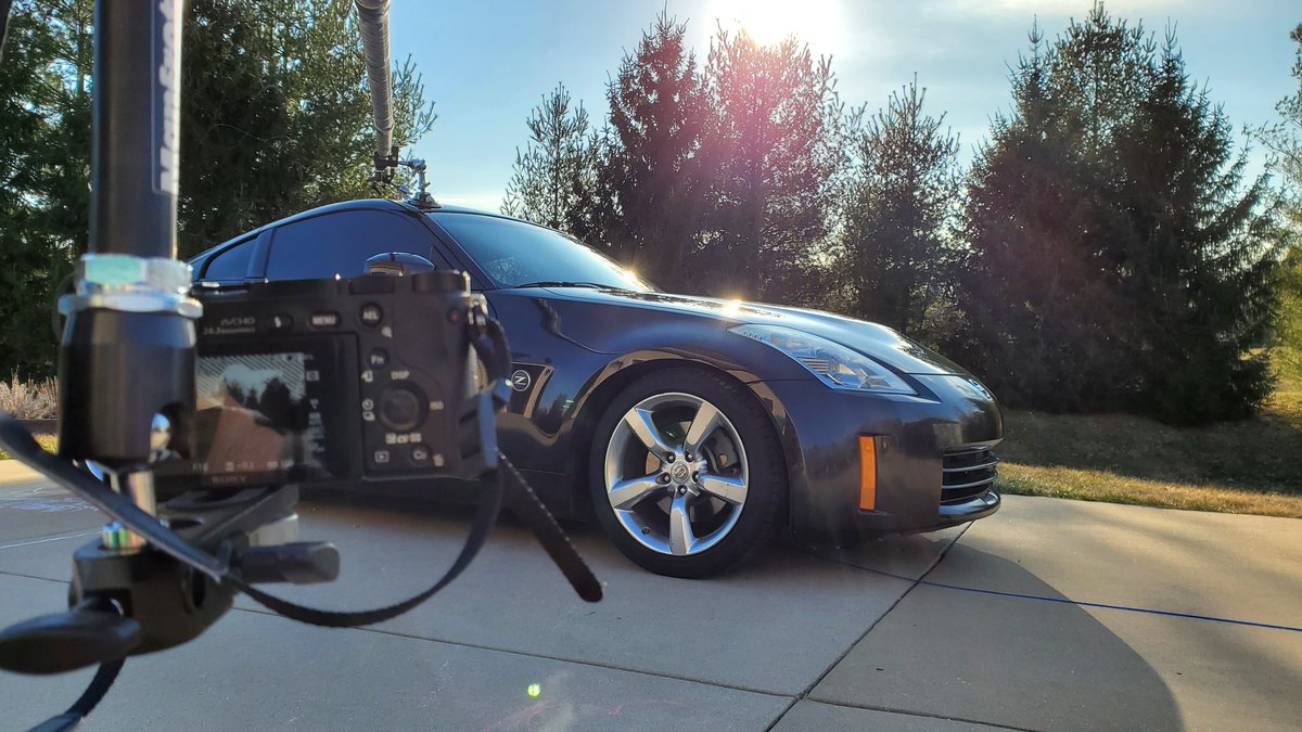 capricha_art's tweet photo. My very first #rigshot on my own #350z . #carphotography #NissanZ #Photoshop #lightroom https://t.co/tcOHkKDxXQ