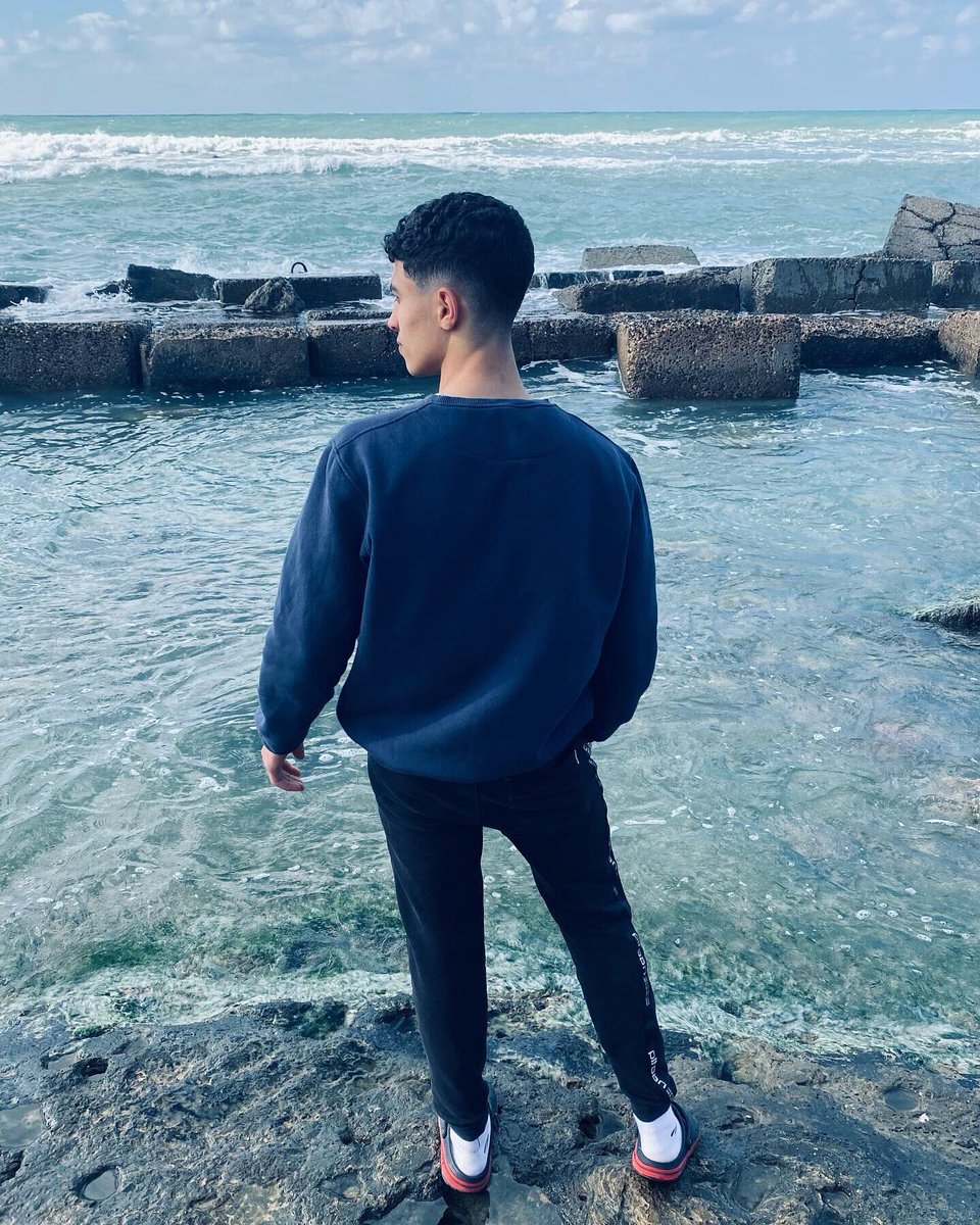 m7mdelsayedd_'s tweet photo. you deserve to be happy♥️ https://t.co/ik1Skt9mlY