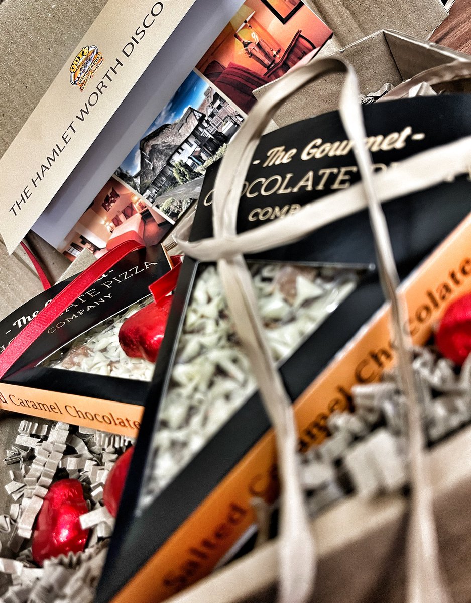 Owd Nell's Tavern (@owdnellstavern) on Twitter photo Check out our Valentine’s gifts in-house and on our online shop… guysthatchedhamlet.com <a href="/GuysLodge/">Guy’s Canalside Lodge</a> #gifts #valantine ❤️ #staycanalside #hotel #accommodation #canalside Check out our Valentine’s gifts in-house and on our online shop… guysthatchedhamlet.com <a href="/GuysLodge/">Guy’s Canalside Lodge</a> #gifts #valantine ❤️ #staycanalside #hotel #accommodation #canalside