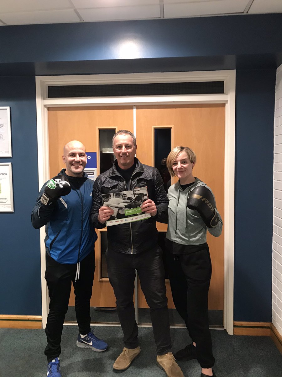 Fantastic free #BoxingAwards sessions delivered over 2 nights engaging 38 different young people, living or educated in #Sandown &amp; #Lake through the #EnergiseYOUth project in the area.
Huge thanks to a great team, coaches <a href="/MrLukeKerr/">Luke Kerr</a>, Zoe &amp; Emily  #Youthwork #Boxing #IsleofWight