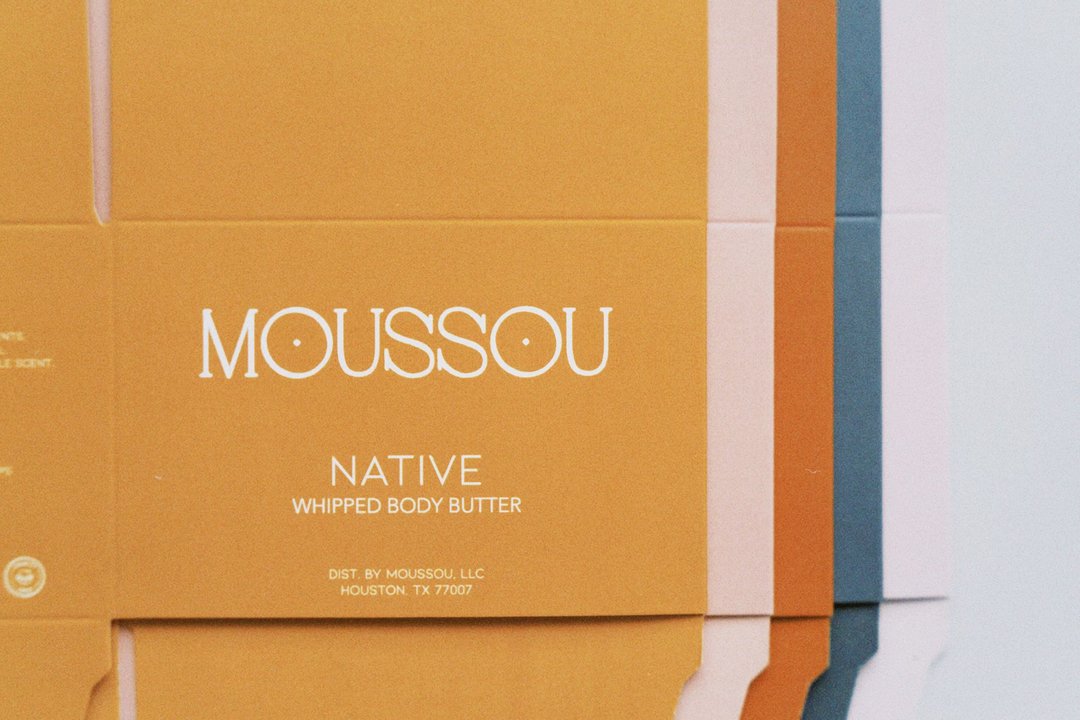 MoussouBeauty's tweet photo. This was just too good of a secret to keep to ourselves. Our new product boxes are IN tribe. It’s funny because we never even thought about product boxes, just enhancing our jars. But now that we have them, it’s a staple in itself! Ahhhh ☺️✨ What do you think??? #Mousso https://t.co/Ej5wdUtUUi