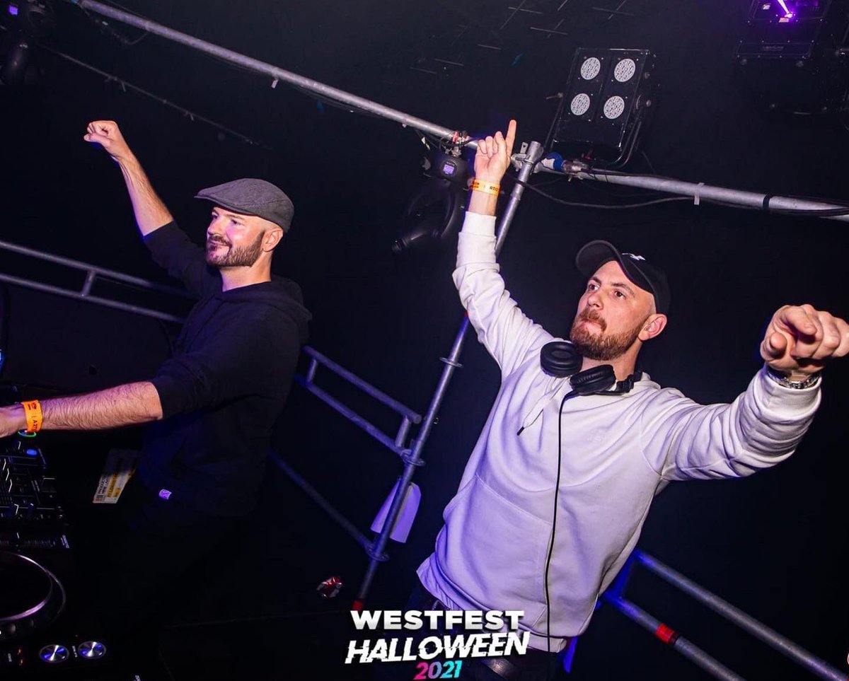 Jakka_B's tweet image. RAVERS! @mackswolfmusic and I have uploaded our set from the mighty Westfest to Soundcloud &amp;amp; YouTube. Here’s the links 👇🏼
Sc: soundcloud.app.goo.gl/bc4HtsdTGig9m1…
YouTube: youtu.be/iGdgpcPZ3zE

📸 @imtristang