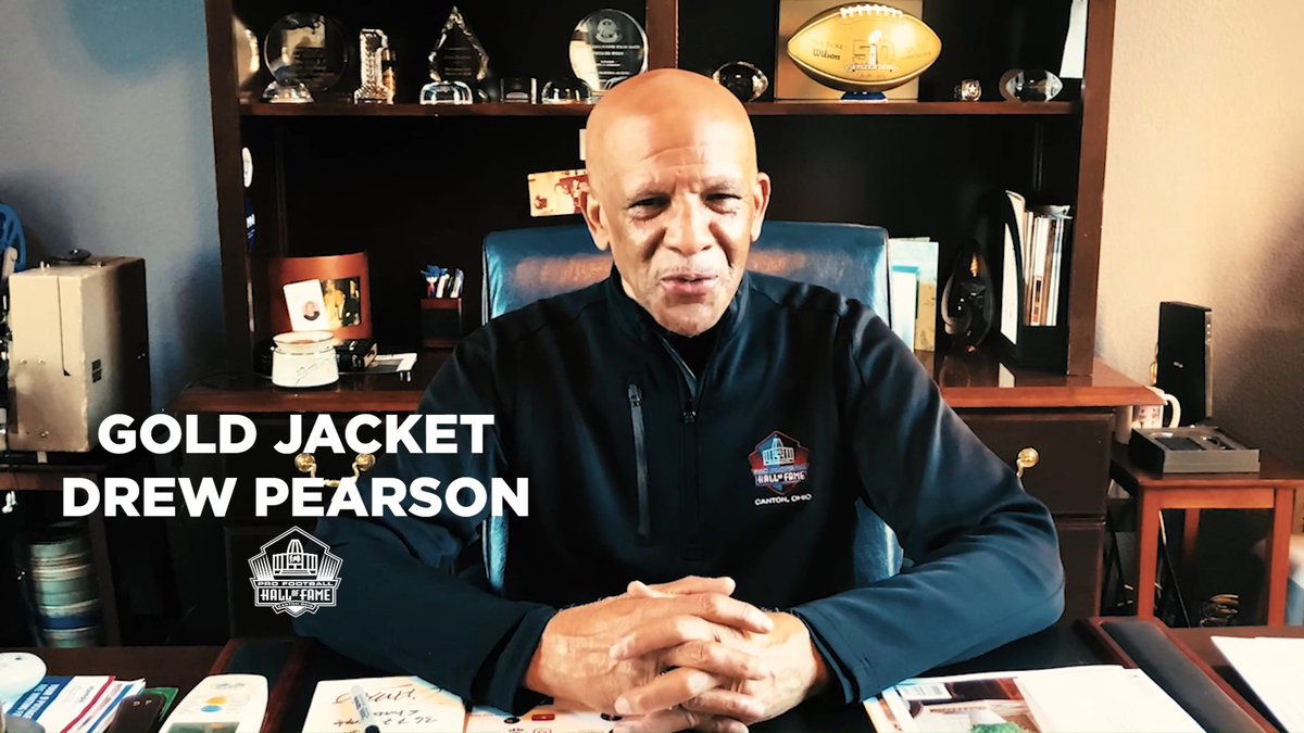 This may be Hall of Famer Drew Pearson’s best reception yet? He got the COVID-19 vaccine to keep him and his family safe.

Make your Hail Mary reception by getting your vaccine today. 

For Texas COVID vaccine information, go to https://t.co/AeW485Ie06. https://t.co/kTqg8k4u2g