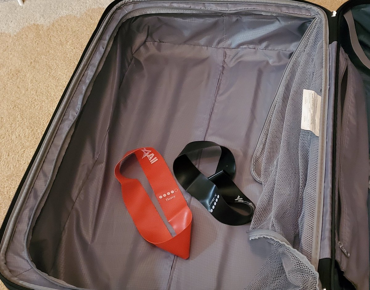 BeckyBedics's tweet photo. Here goes @JulieFoudy inspiring even more of us- another mama who works in pro sports, packing a bag to travel around the world for the jobs we love- #bandspackedwheelsup #canipacksomefoudyenergytoo https://t.co/0At1zCisaX