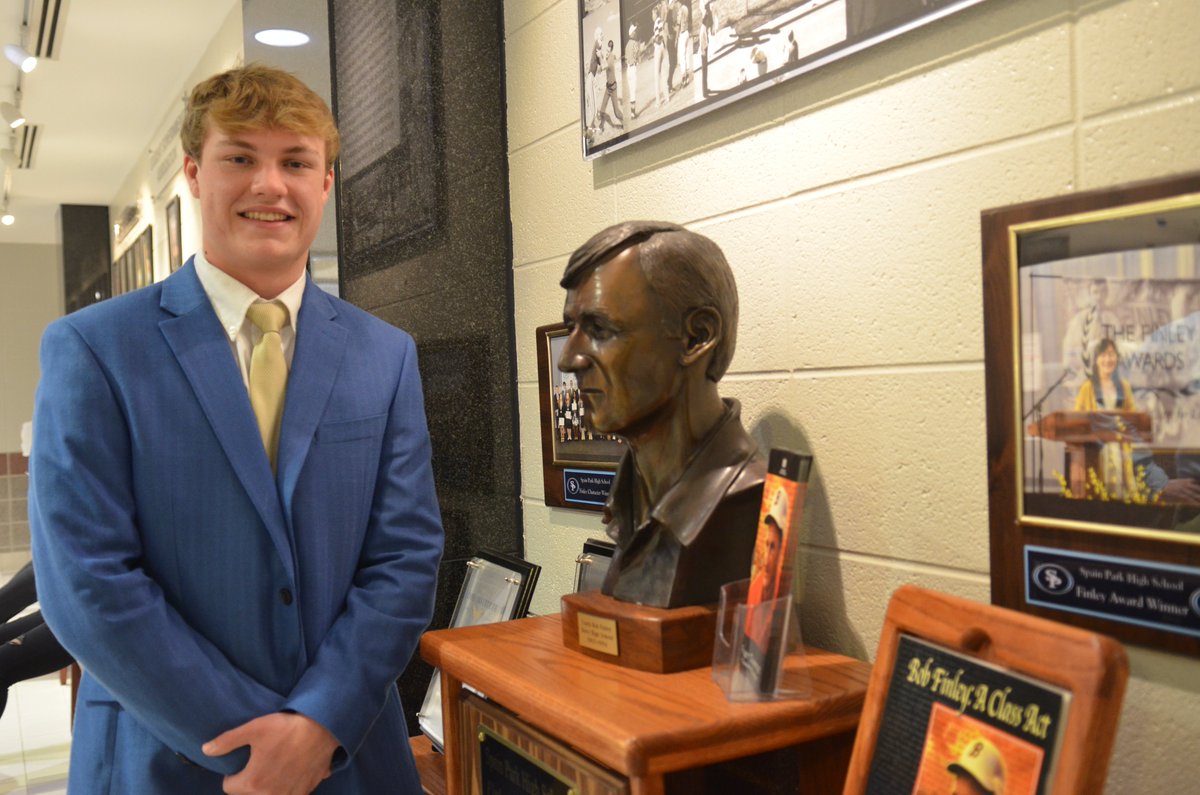Finley Character Awards (@finleycommittee) on Twitter photo It’s that time again! The Finley Awards Committee is in the process of selecting Finley Award winners for 2022! Do you remember last years’ winners? Take a look! Millard “Buzz” Williams-SPHS employee; Colby Carter-HHS student; & Gage Hughes-SPHS student.
#FinleyCharacterAwards It’s that time again! The Finley Awards Committee is in the process of selecting Finley Award winners for 2022! Do you remember last years’ winners? Take a look! Millard “Buzz” Williams-SPHS employee; Colby Carter-HHS student; & Gage Hughes-SPHS student.
#FinleyCharacterAwards