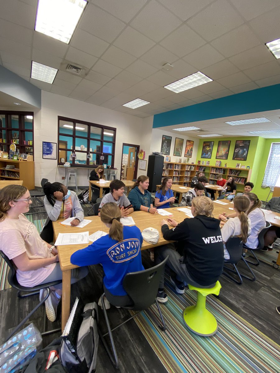islebeachbum's tweet photo. CLMS JACKETS @CorriherLipeMS leading discussions in Socratic Seminars today #futureleaders #interpersonalskills @apes0088 @RSSchoolsNC https://t.co/NyF1S11zZi