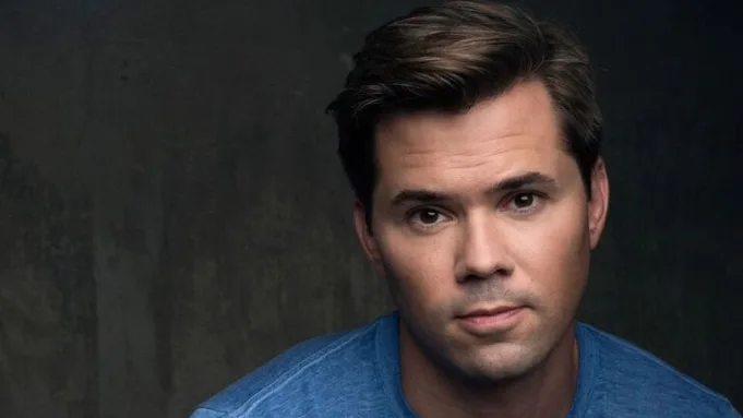 DSeriesYPelis's tweet photo. #TiempoDNews 

El actor Andrew Rennells se une como recurrente al elenco de la próxima miniserie de #Hulu, #Inmigrant.

Cuenta la historia real de Steve" Banerjee (Kumail Nanjiani), el empresario indio-estadounidense que inició Chippendales. https://t.co/8tUtHlZesF