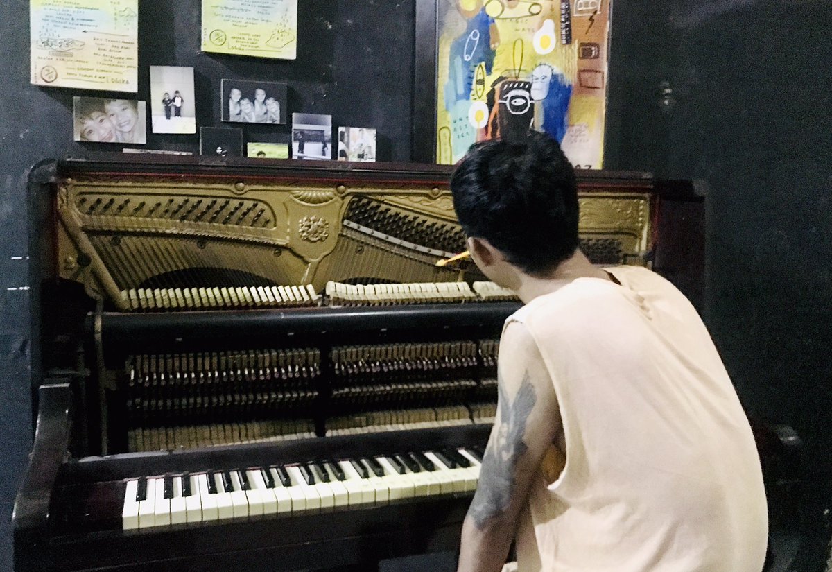 Piano ini adalah bukti bahwa mempelajari hal hal baru sangatlah menyenangkan.
Mari berkembang !