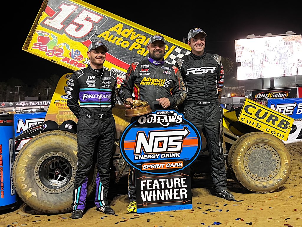 WorldofOutlaws's tweet photo. The first podium of the 2022 season:

🥇 @DonnySchatz
🥈 @KyleLarsonRacin
🥉 Aaron Reutzel https://t.co/17JqNEgGJk