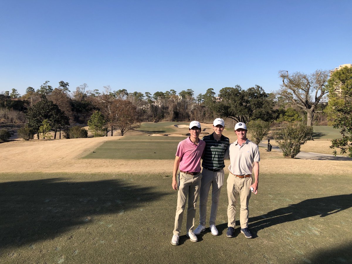 Strake Jesuit Golf tweet media