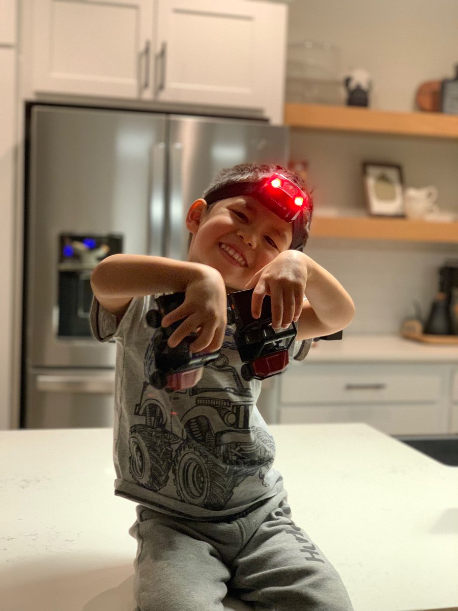 Thanks for the SWAG <a href="/Jared_Hoyle/">Jared Hoyle, PhD</a> <a href="/jjpete_3/">Josh Petersen</a> @CortevaUSTurf <a href="/ToroGolf/">Toro Golf</a>