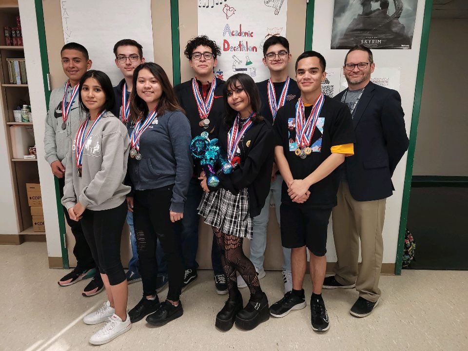 Mr. Helmling tweet media