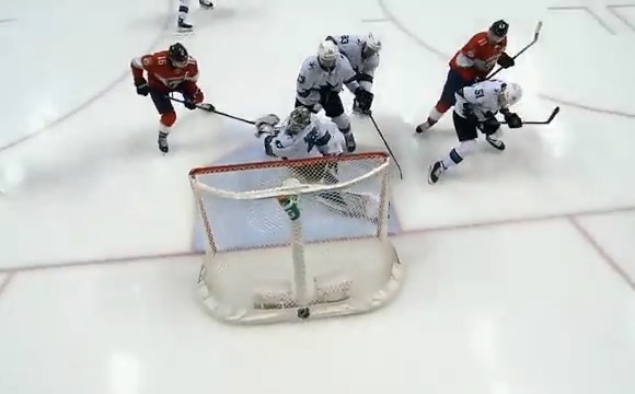 Happy 34th birthday to former Leafs and current Sharks goaltender James Reimer! 