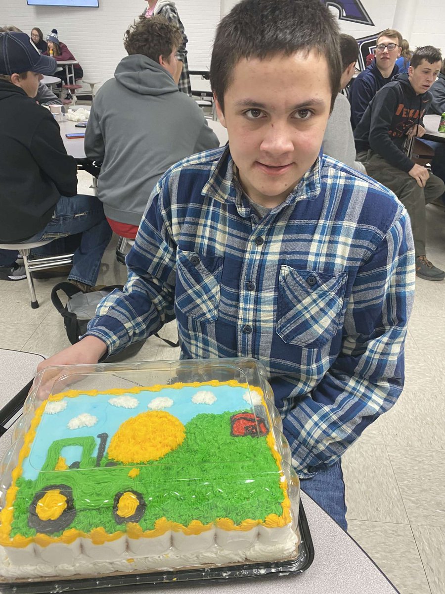 Yesterday, the court made cakes. Here are the guys cakes!!