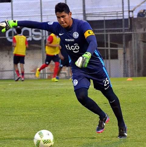 El Arquero Pablo Gavilán ex Sportivo Luqueño es nuevo Arquero del Club Atyra FC para la División Intermedia está Temporada.