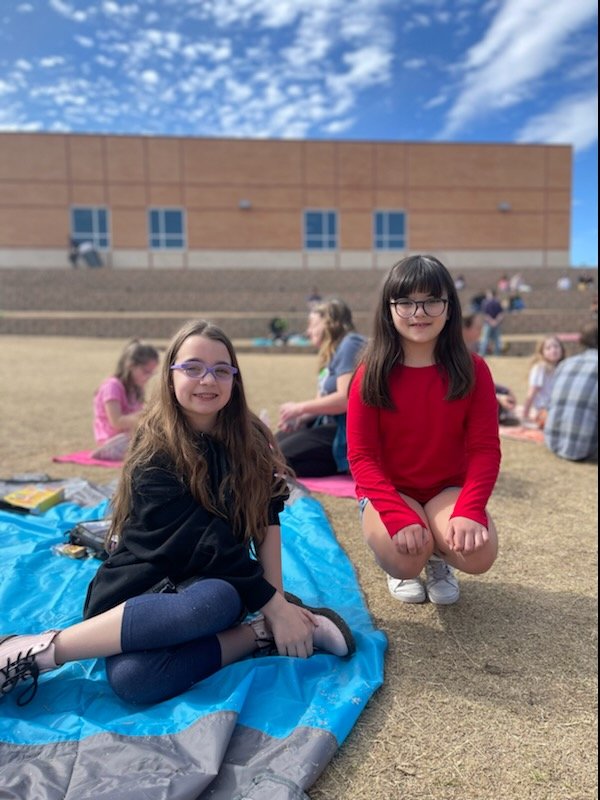 JoslynHazard's tweet photo. Enjoyed getting to spend time with this girl at Lunch with a Loved One! #gesshineon @GESStars https://t.co/jlFpZPqYLD