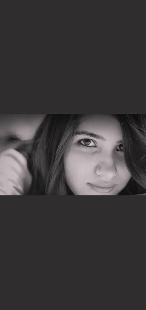 Gencecik yaşında kıydılar sana 
Hayallerini umutlarını çaldılar geriye gözyaşı ve keder bıraktılar 
Unutmadık unutmicaz
Mekanın cennet olsun güzel kızımız  #Özgecanaslan