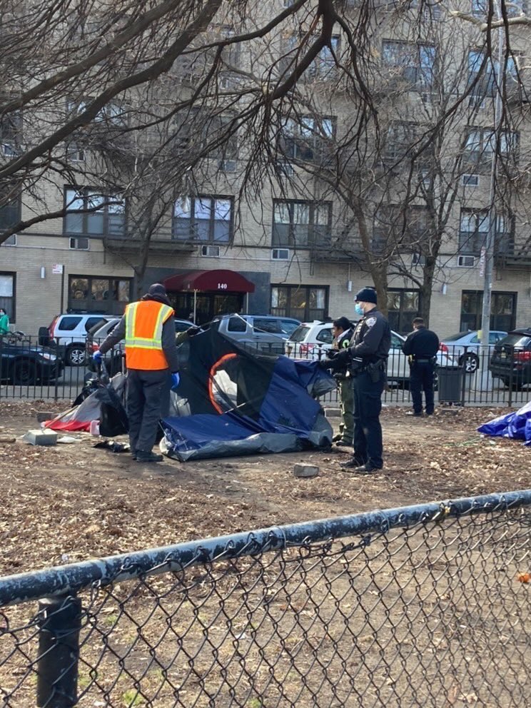 evmutualaid's tweet photo. Update: Today, the day after NBC’s Law & Order filmed at the park with a fake encampment, the only (real) tent left at the park got taken down and thrown out as well as the community member living there arrested. Will make a post with how to help shortly. https://t.co/GOycp4ZICy