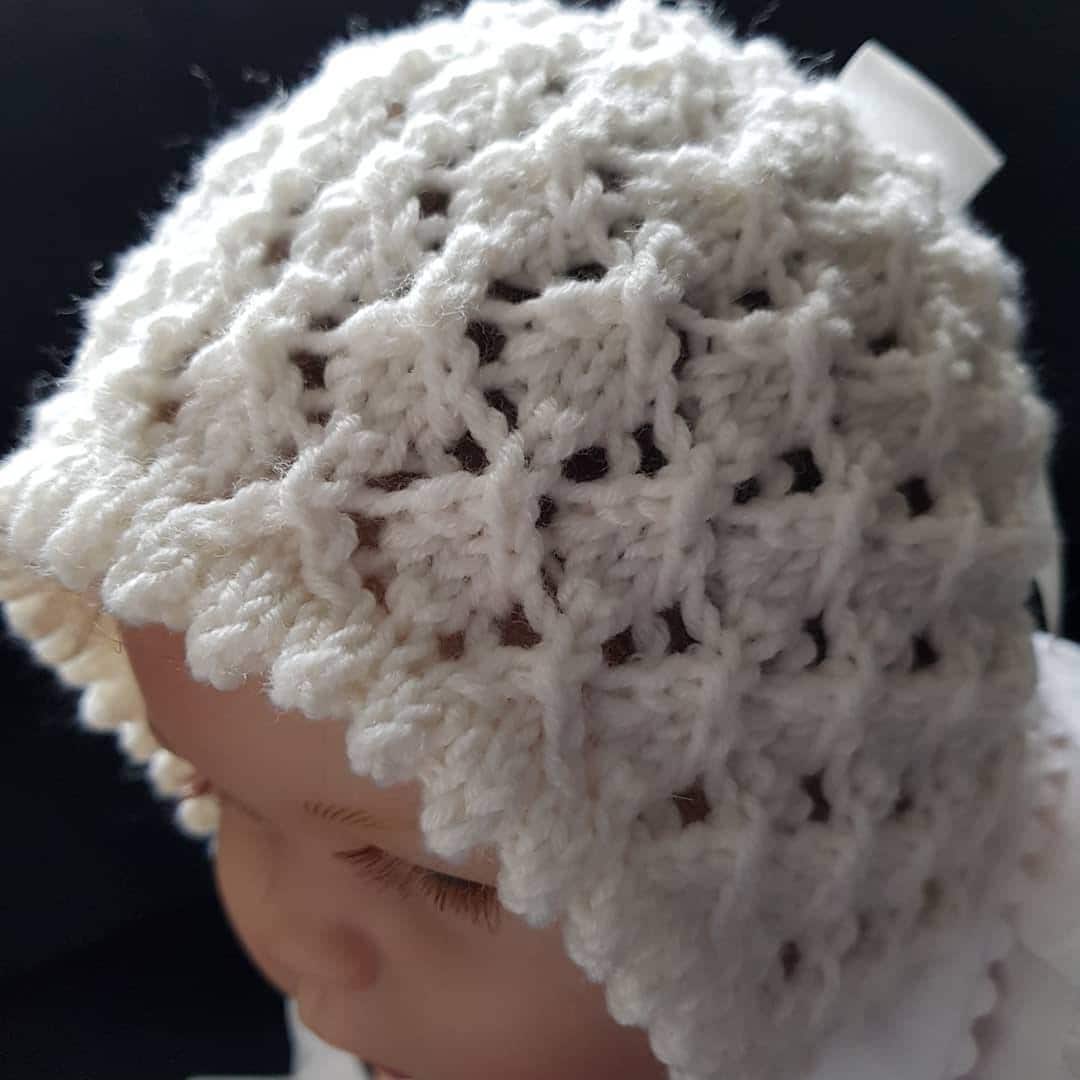 PrettyPram's tweet photo. Excited to share this item from my #etsy shop: Baby Bonnet Hand Knitted In Soft Ivory Merino Baby Yarn  age 3-6 months #white #lace #bonnet #babygift #vintage https://t.co/yvCwh9lHnW https://t.co/BiMI5tckPY