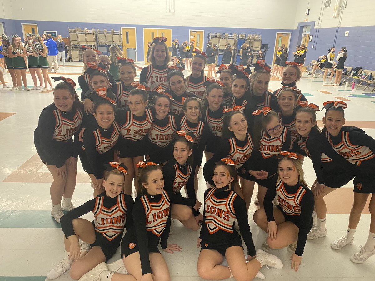 Best of luck to our Thorne Cheerleaders!!! #180WaysLionsLead #MTPSPride 🧡🦁🖤
