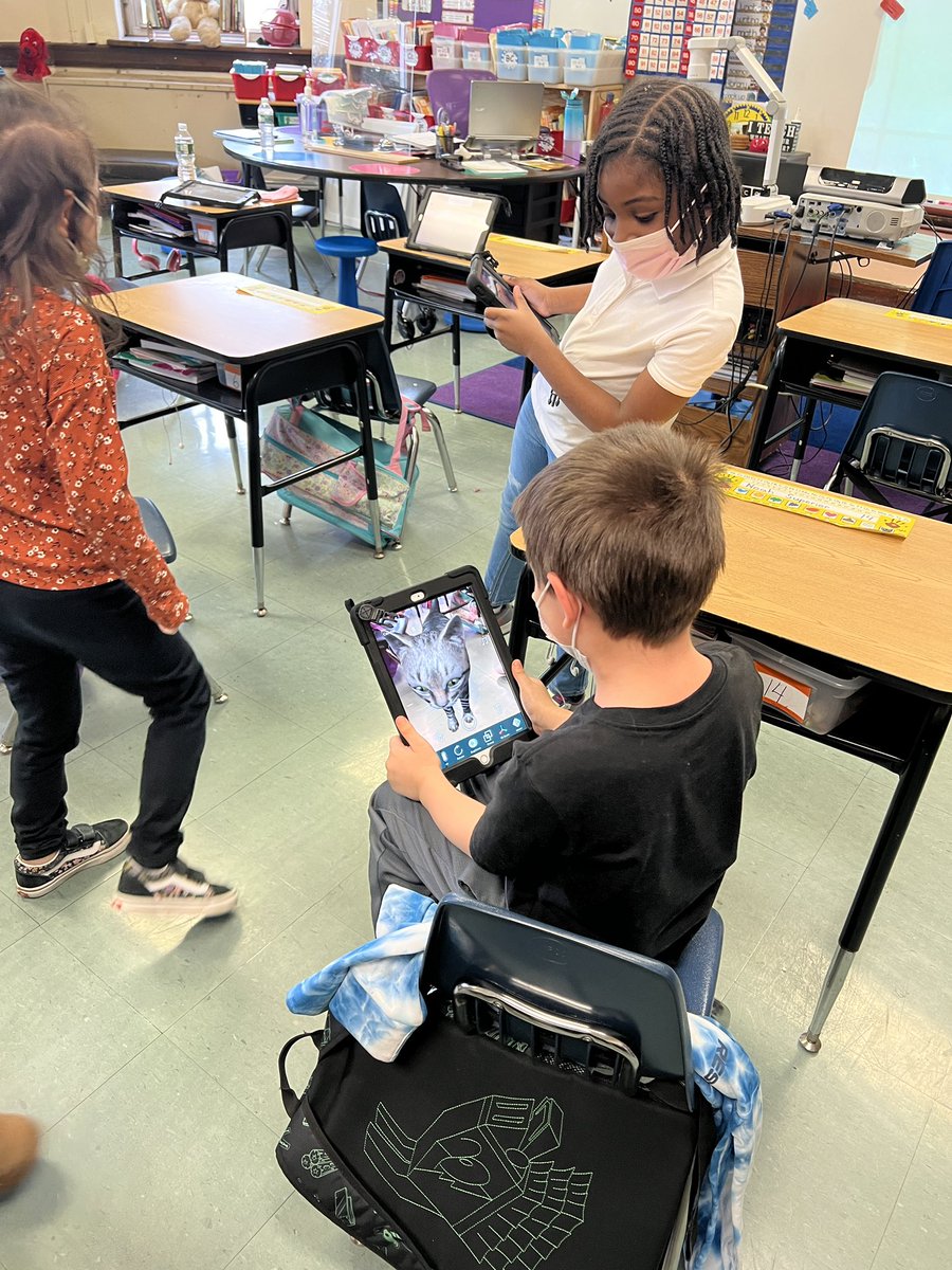 LLLampert's tweet photo. @RYedlock’s grade 1 Ss had fun exploring AR and putting some animals in their classroom today! 🐈‍⬛ @FESRahway @PrincipalShoieb https://t.co/AvZBtSE0Fs