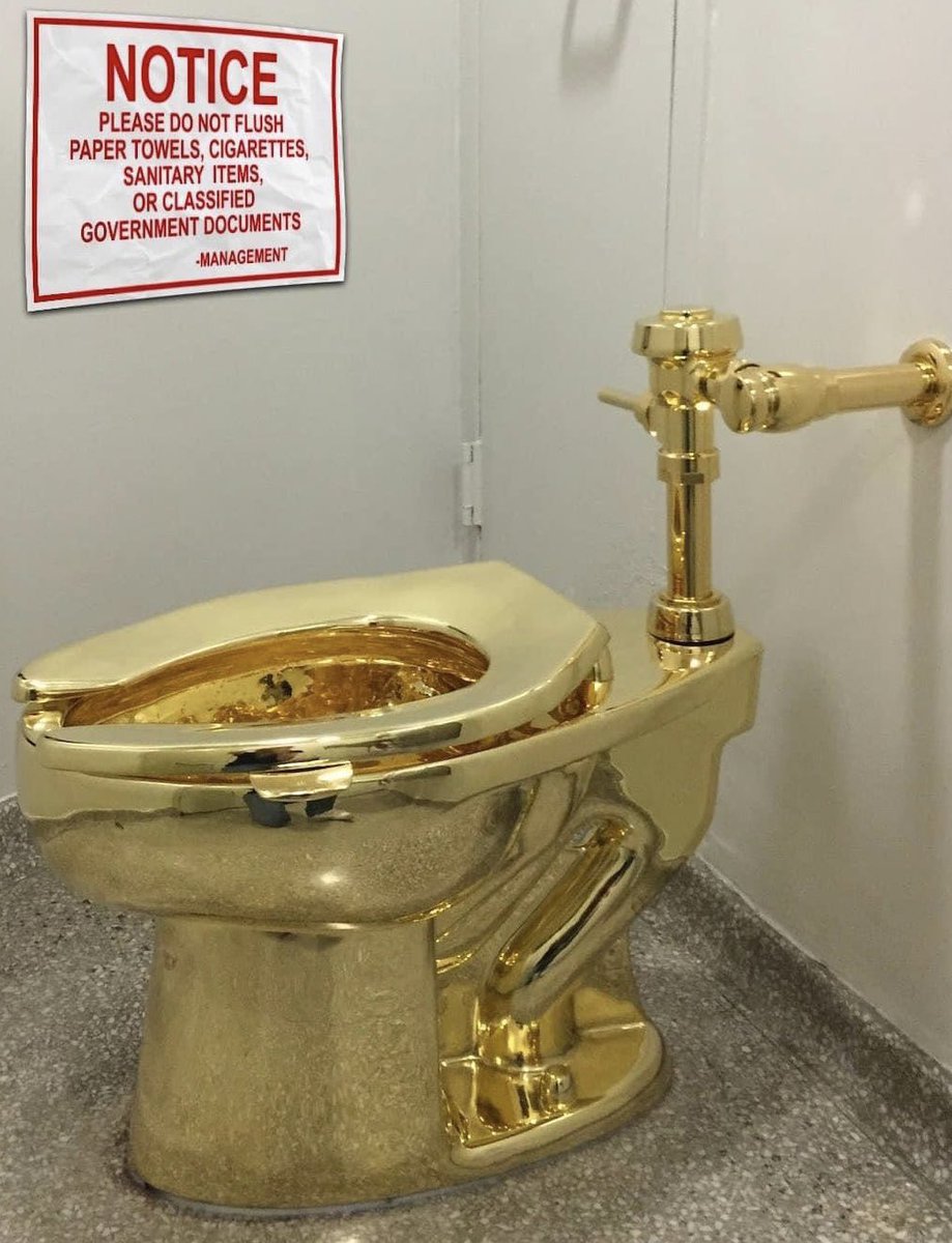 TomTrocco's tweet photo. Now we know why Trump was obsessed with toilets. #TrumpFlush #trumpflushed #TrumpEatsPaper 

https://t.co/8MUUjgICoA https://t.co/TWaPc5HHTH