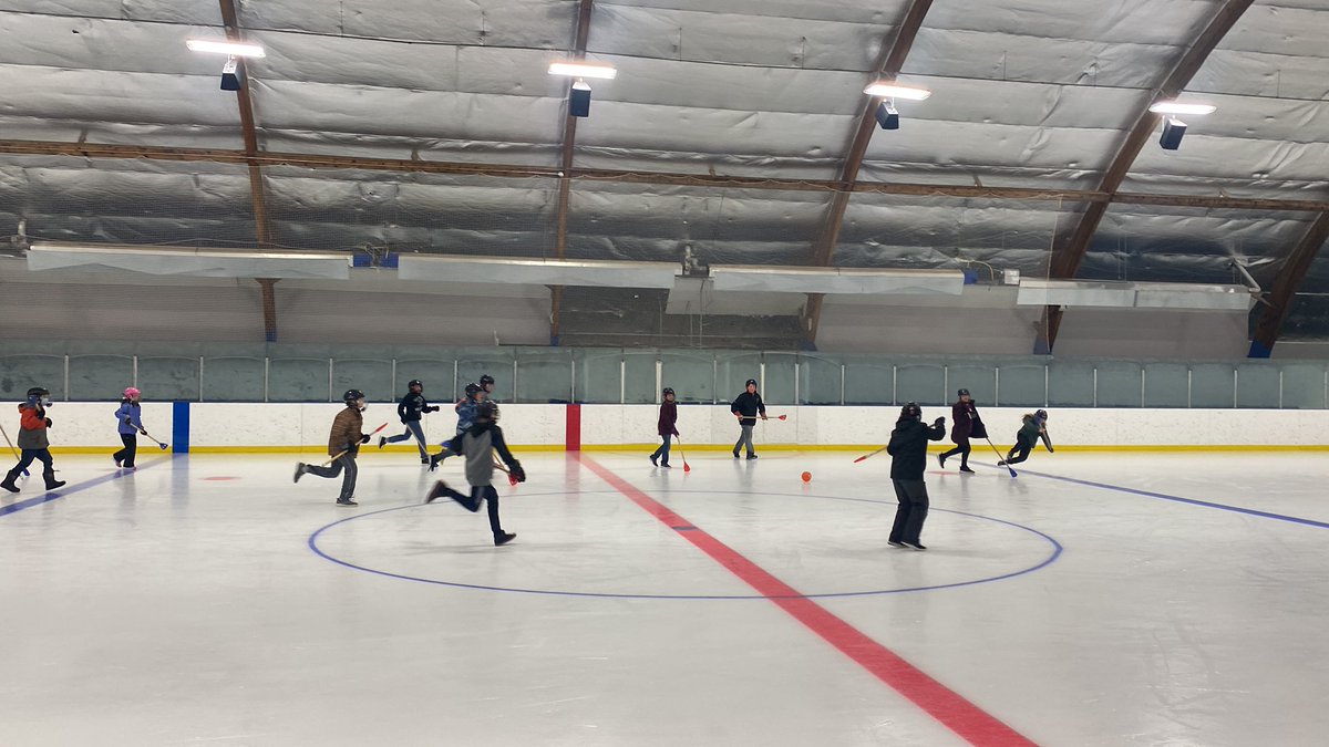 RDuffett9's tweet photo. Had a blast playing Broomball with our PE 5/6 class. Thank you to the Hughenden Ag Society for allowing us the use of the facility. https://t.co/yEhnNDWRvr