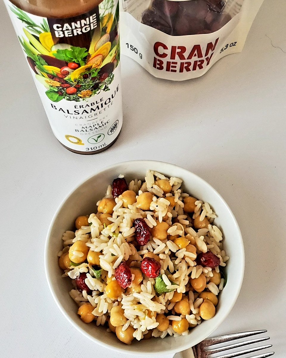 MarieRaiche's tweet photo. Salade rapide et vide frigo 
#EasyRecipes #veganfood https://t.co/wWjut0p2pQ